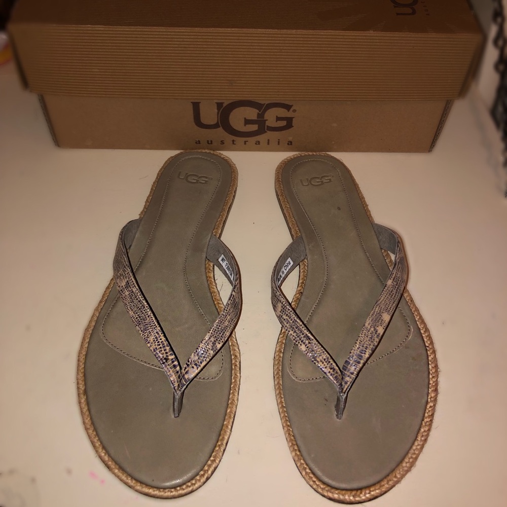 BRAND NEW UGG ALLARIA SNAKE PRINT SANDALS